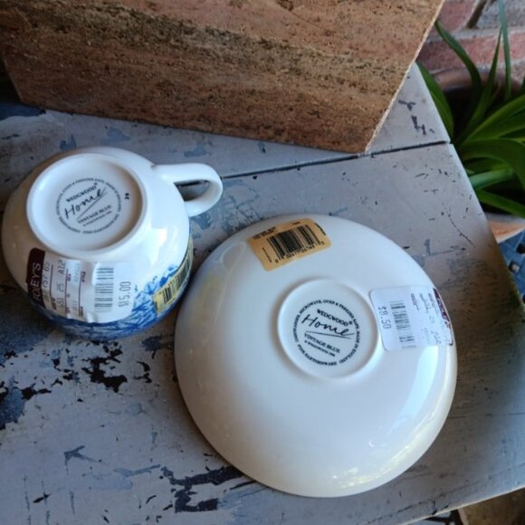 Wedgwood Vintage Blue Cup +Saucer New W/Tags - Picture 2 of 4